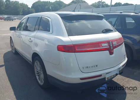 2014 Lincoln Mkt Ecoboost z USA, uszkodzony, nr VIN 2LMHJ5AT8EBL51377